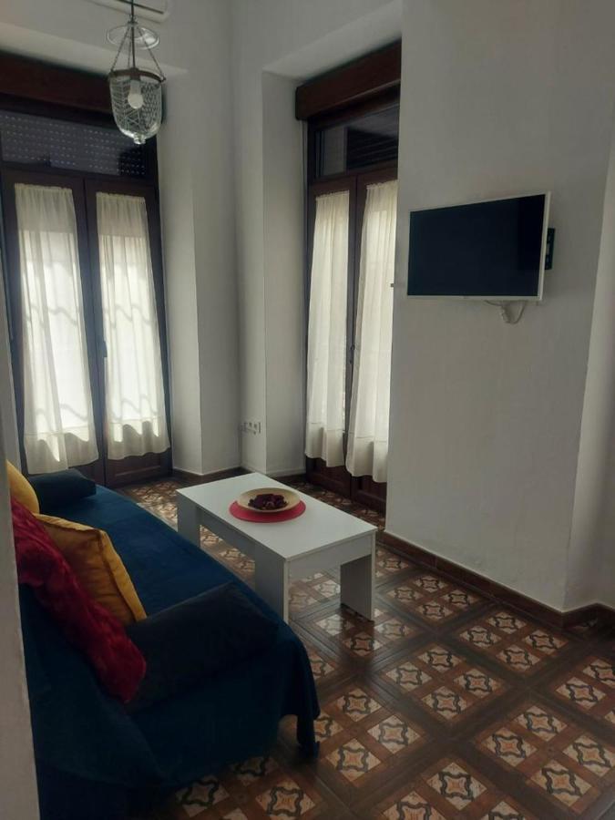 1 Dormitorio. Jesús Gran Poder 4. Plaza De La Gavidia Apartamento Sevilla